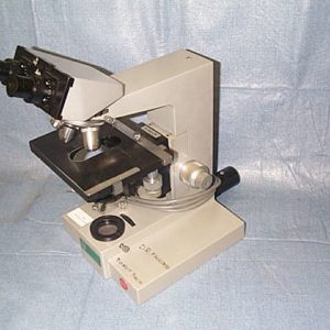 Microscope, Leica, Model Dialux